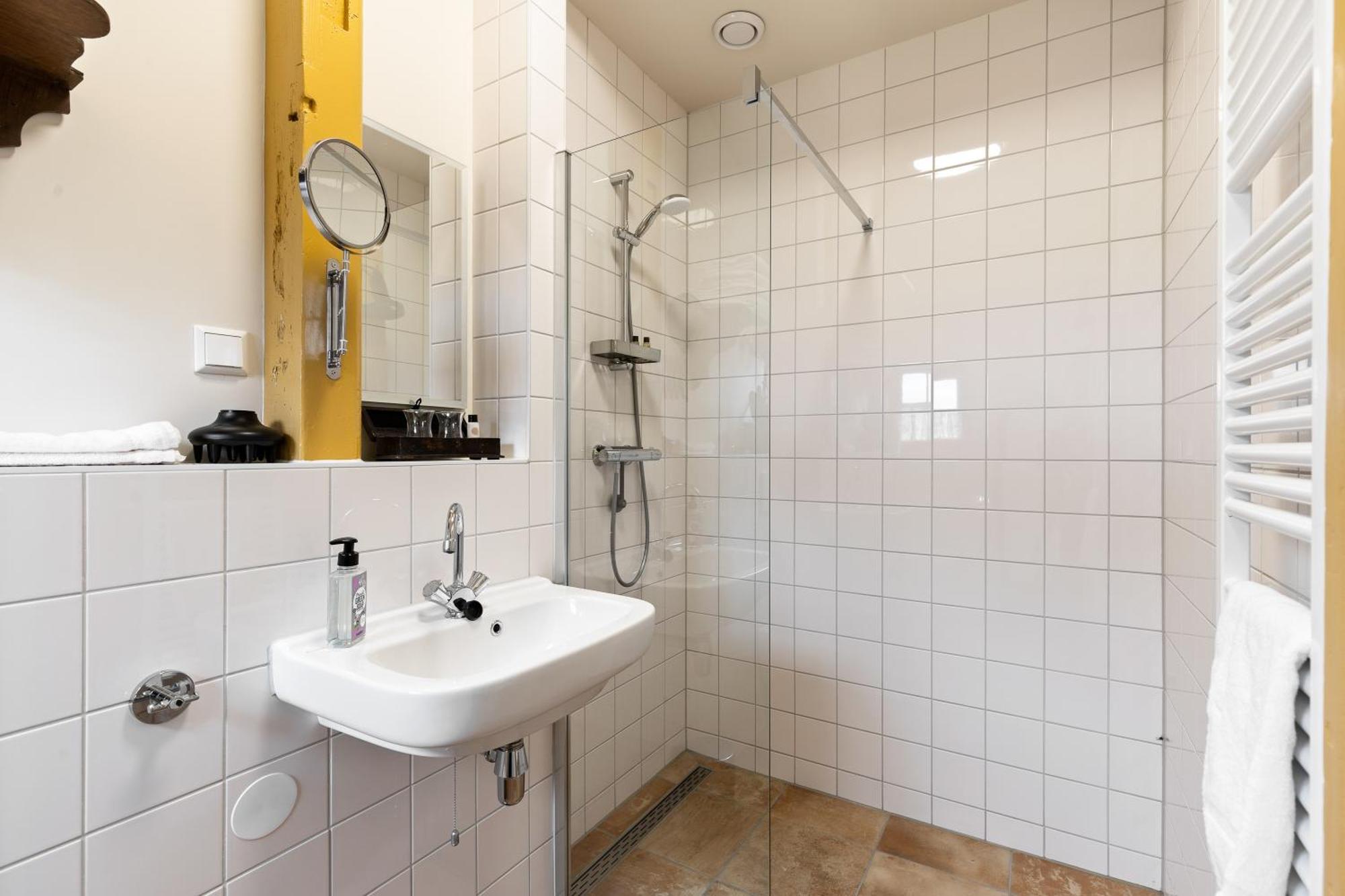 Boutique Hotel Jongwijs Westzaan Kültér fotó
