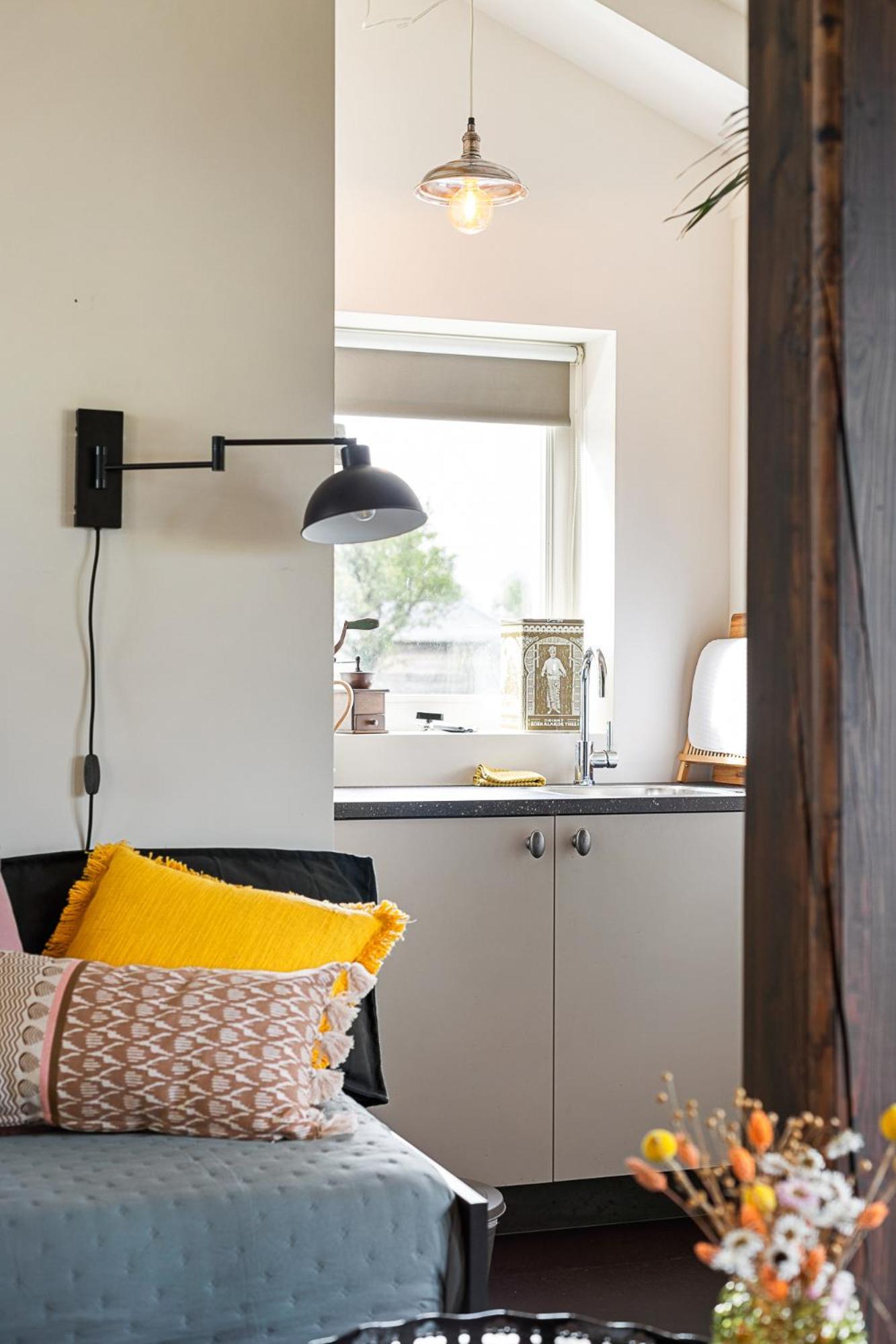 Boutique Hotel Jongwijs Westzaan Kültér fotó